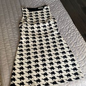Alice & Olivia fully lined dress